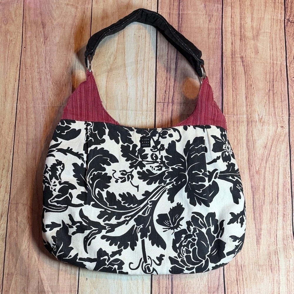 Black and Cream Floral Hobo Bag